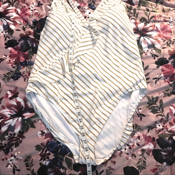 RALPH LAUREN 1 piece swimsuit 🌸🌸 - Picture 4 of 12